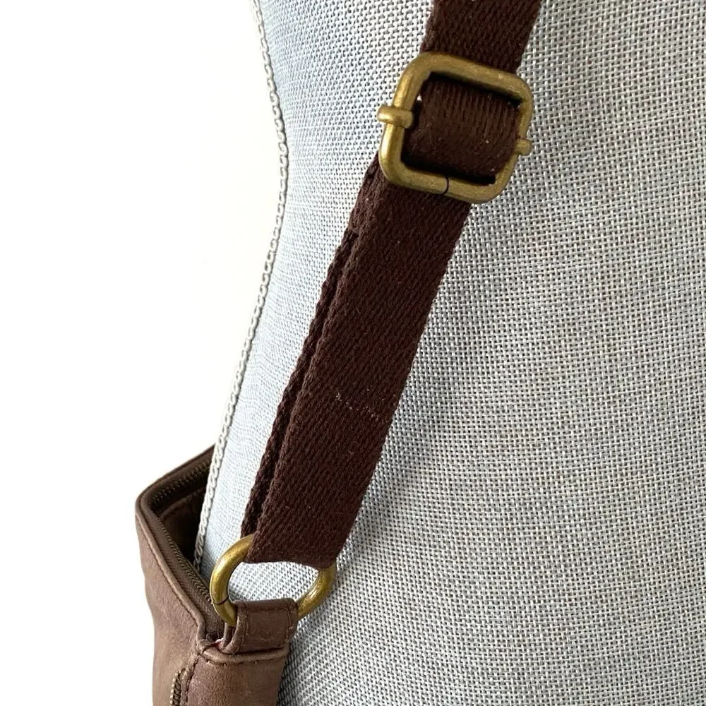 The Sak Lucia Crossbody Leather Bag Zipper & Fridge Accent
